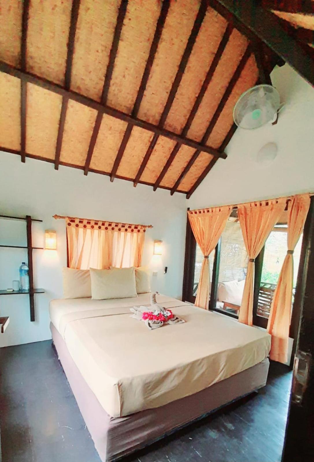Ana Warung & Bungalows Gili Meno Ngoại thất bức ảnh