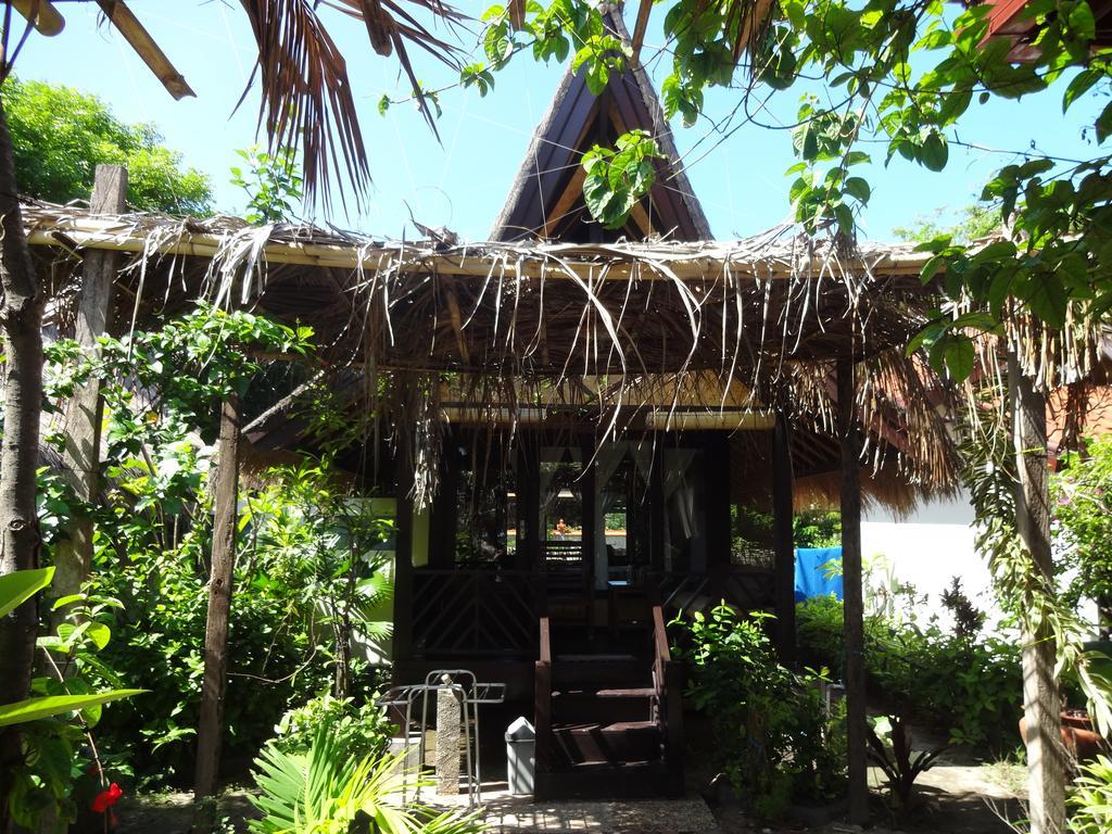 Ana Warung & Bungalows Gili Meno Ngoại thất bức ảnh
