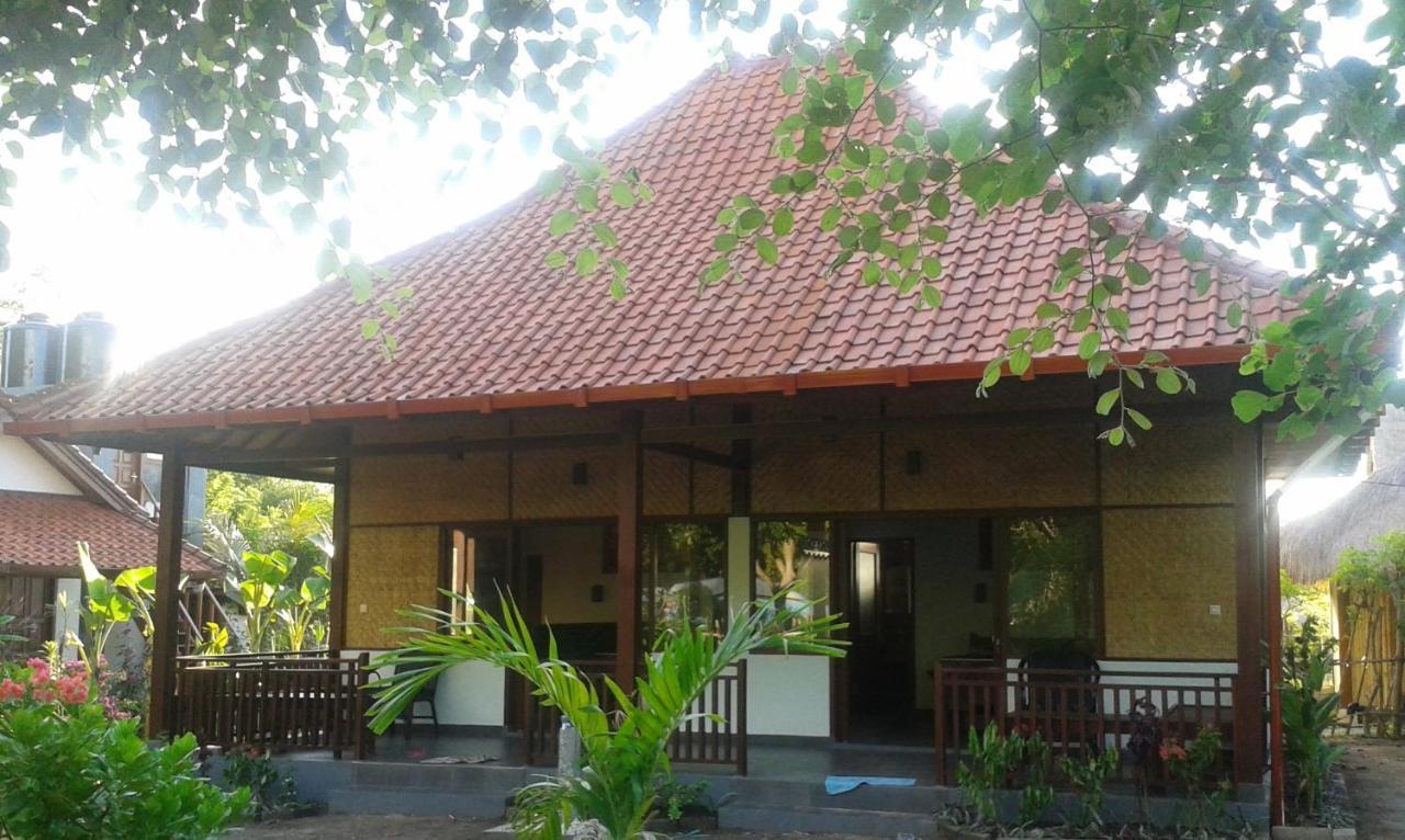 Ana Warung & Bungalows Gili Meno Ngoại thất bức ảnh